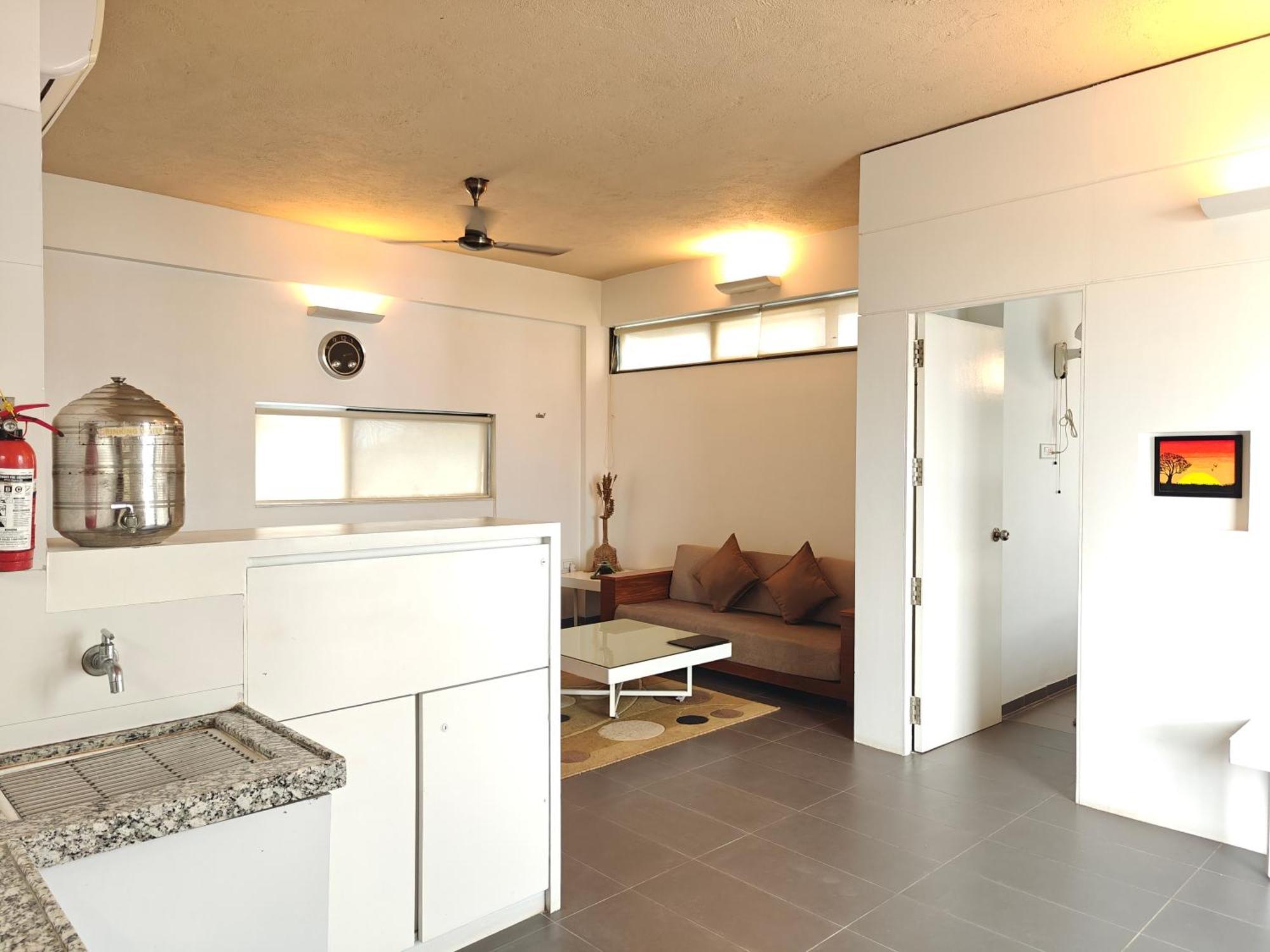 Chandralok Service Apartments Kolhapur Exterior foto
