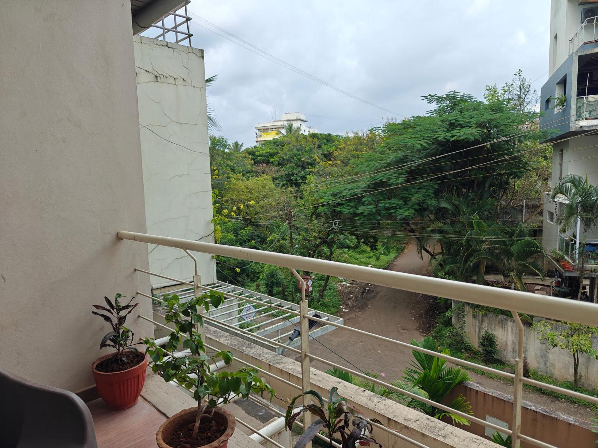 Chandralok Service Apartments Kolhapur Exterior foto